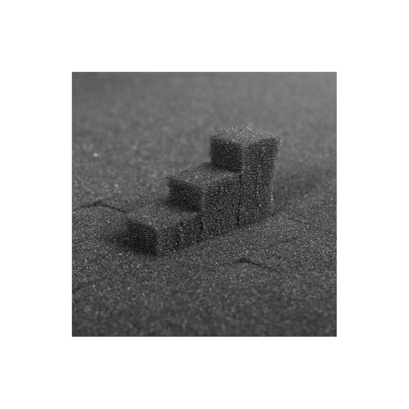 UDG Ultimate Pick Foam Flight Case Multi Format, S, Black - Image 4